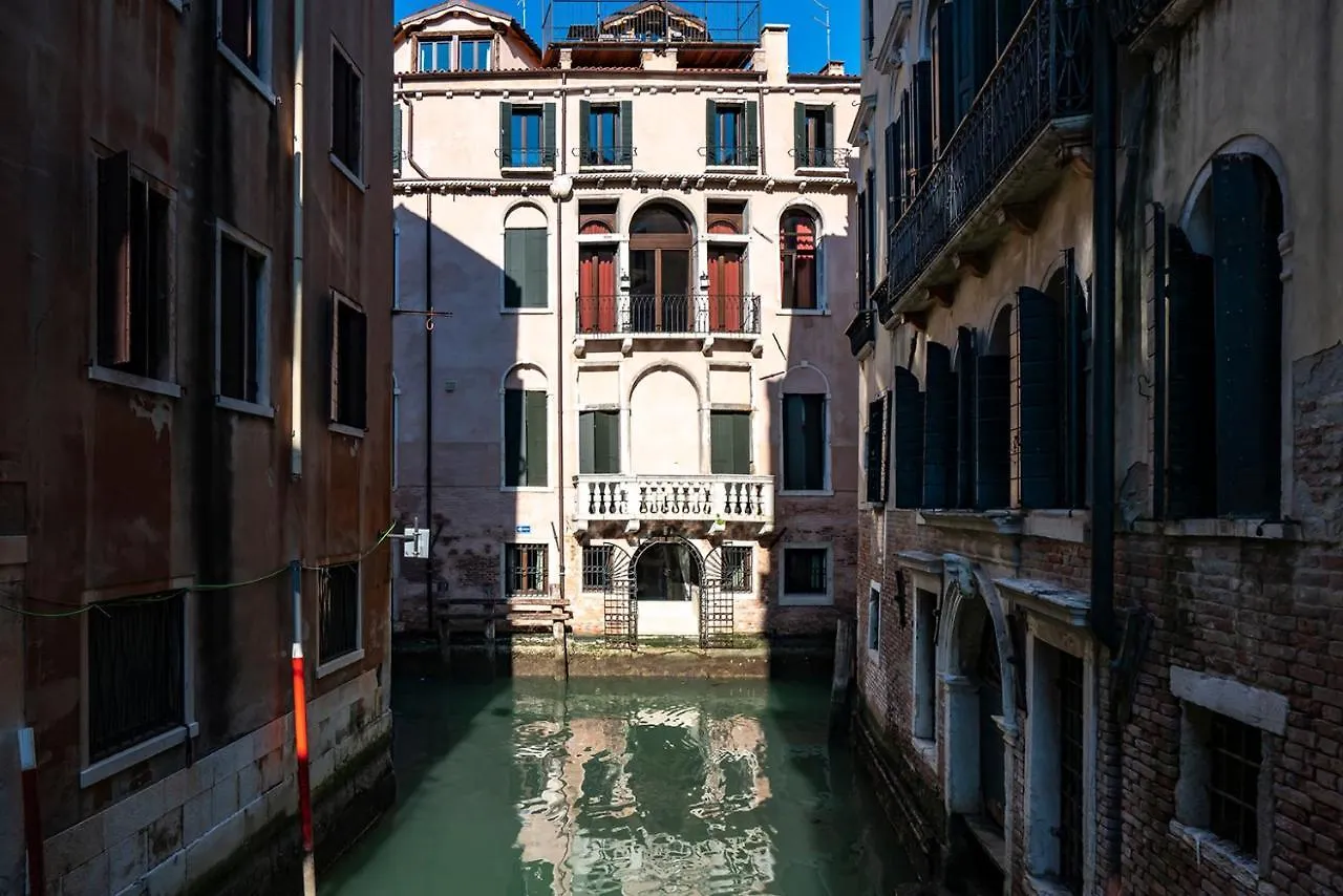 Corte Rubbi 8 Luxury Two-Bedroom Apartment -Dimora Italia - Venice