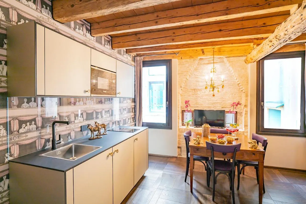 Corte Rubbi 8 Luxury Two-Bedroom Apartment -Dimora Italia - Venedig