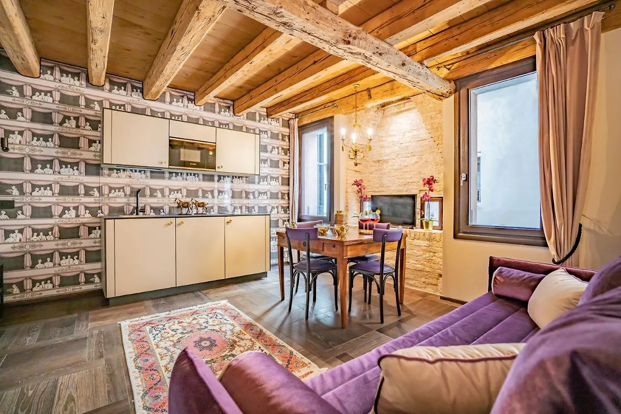 Corte Rubbi 8 Luxury Two-Bedroom Apartment -Dimora Italia - Venedig 0*,
